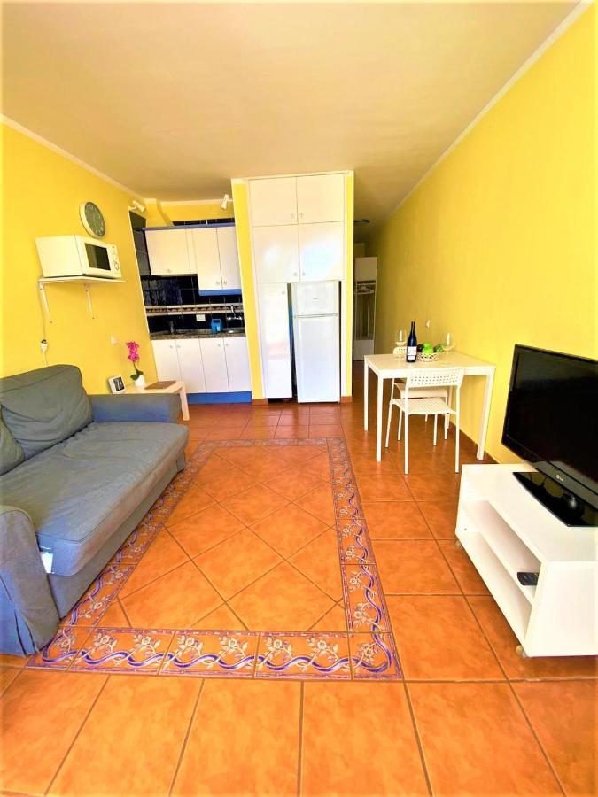Cozy One Bedroom Apartment With Spacious Terrace. Pool And Garden View Costa Del Silencio Exteriér fotografie